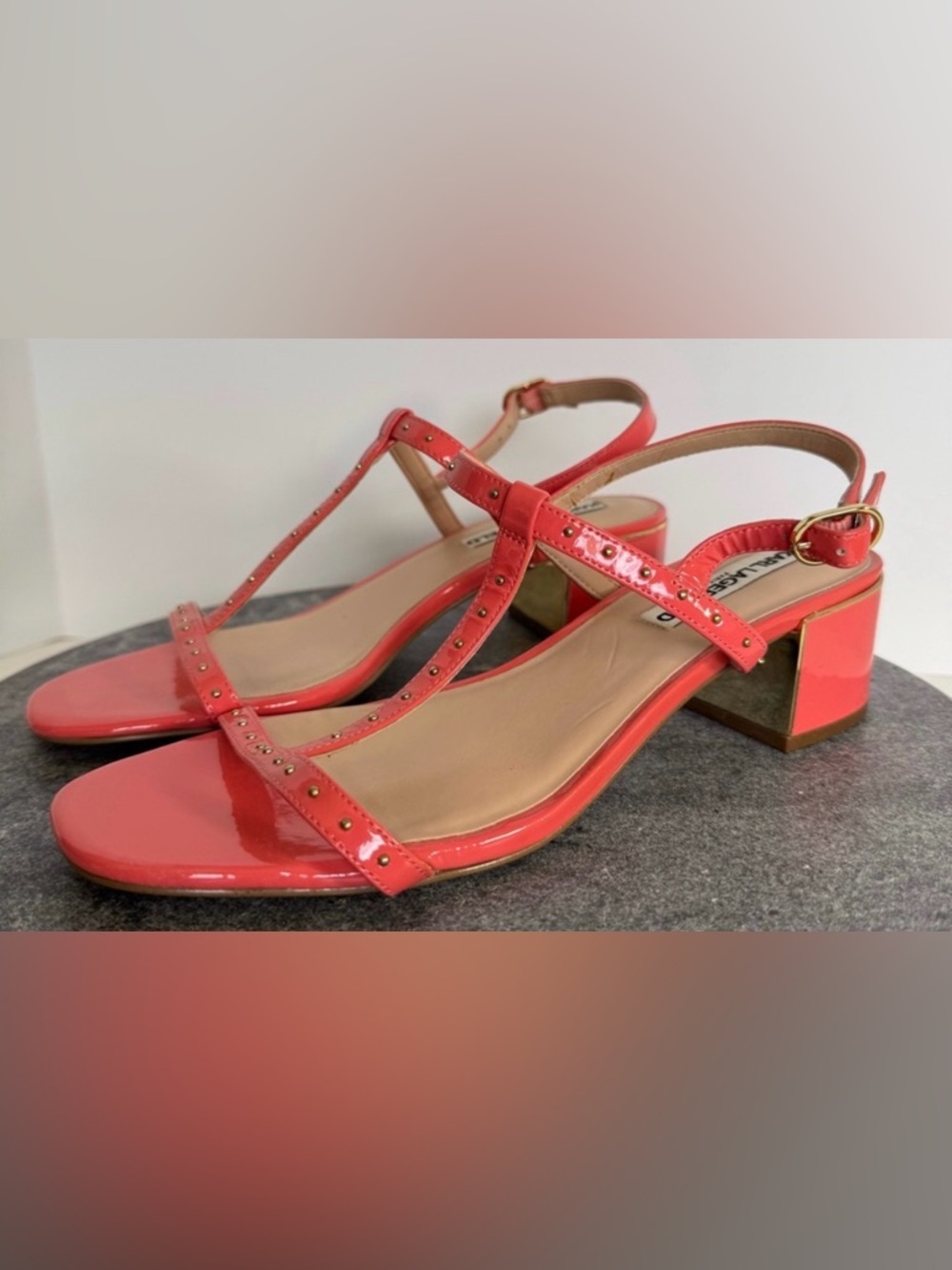 Karl Lagerfeld Tineet Coral Patent Leather Micro Stud Sandals Heels 8.5